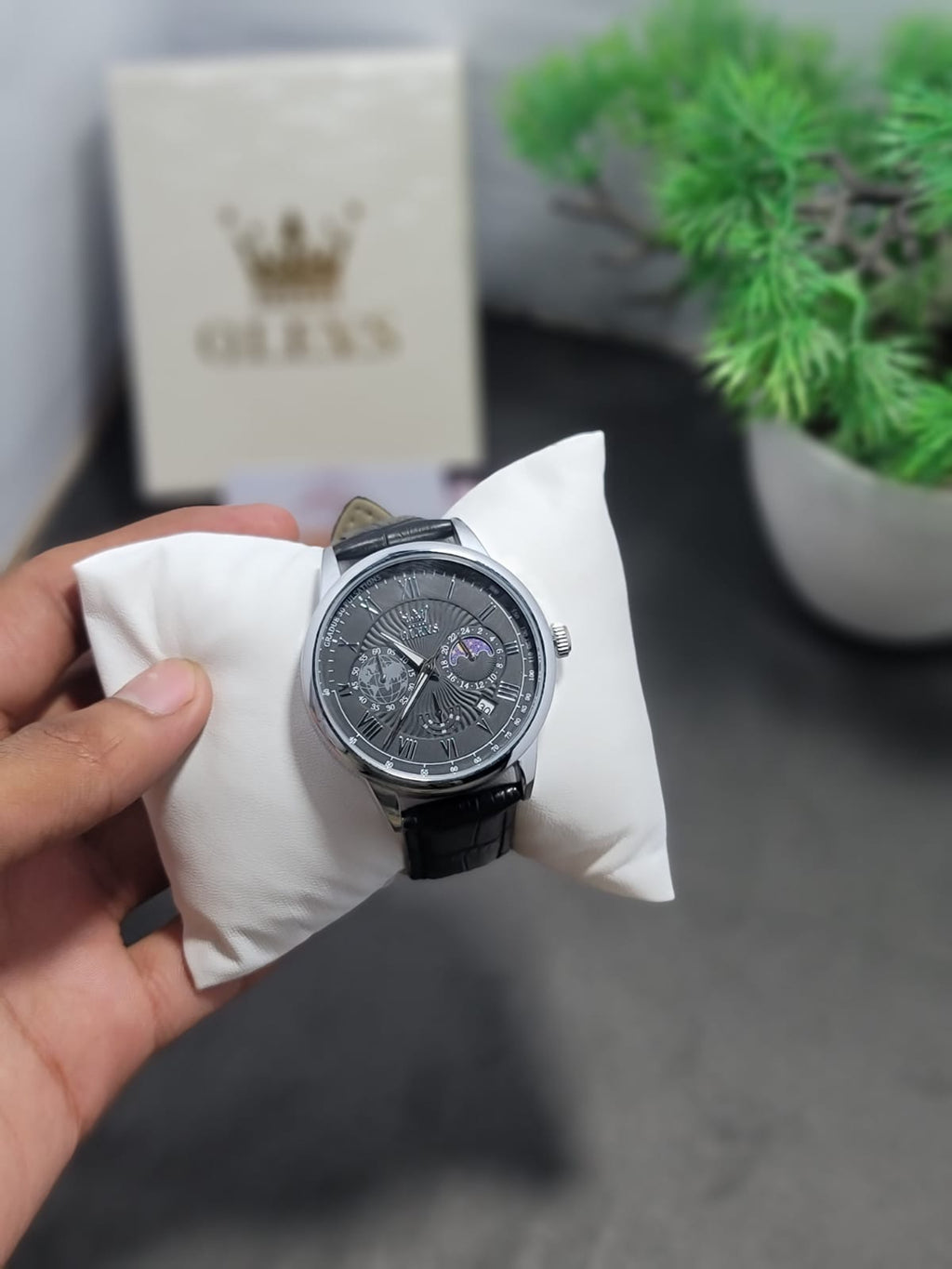 OLEVS AUTOMATIC SKELETONE